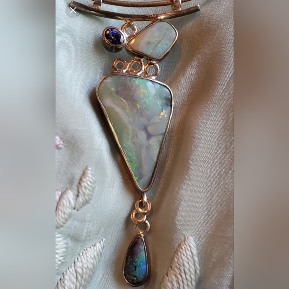 FABULOUS OPAL PENDANT NECKLACE. OH MY GOODNESS!!! Sterling Opal Necklace - Picture 5 of 14